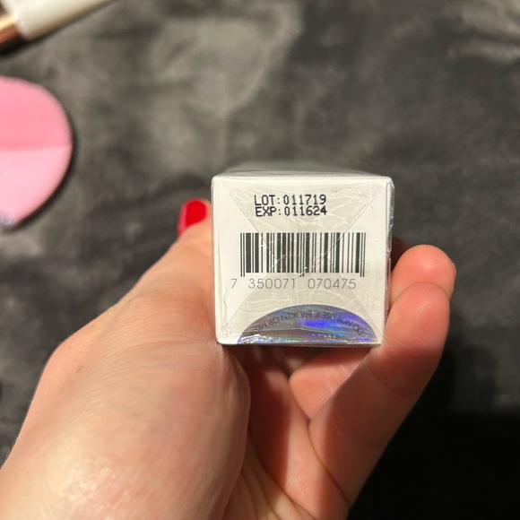 SKIN CARE | Foreo Skin care bundle including the Luna Mini 2 and UFO - Picture 7 of 10